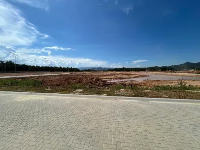 Lote/Terreno à venda, 180m² no Beira Rio, Biguaçu
