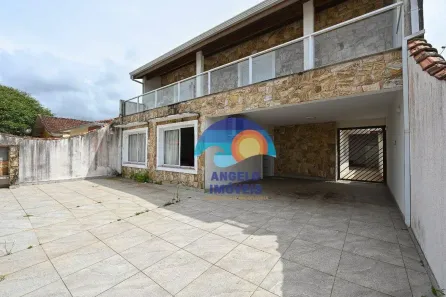 Sobrado com 4 Quartos à venda, 225m² no Bal Stella Maris, Peruíbe