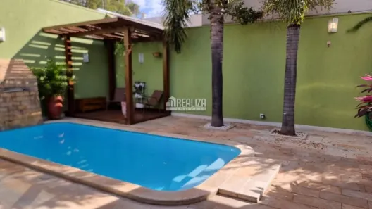 Casa com 3 Quartos à venda, 185m² no Dom Eduardo II, Uberaba