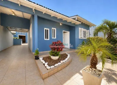 Casa com 3 Quartos à venda, 214m² no Jardim do Bosque, Cachoeirinha