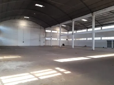 Galpão/Depósito/Armazém para alugar, 4000m² no Olaria, Rio de Janeiro