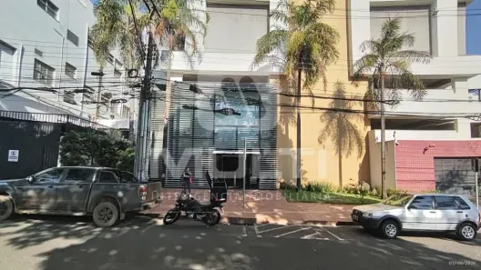 Sala Comercial com 1 Quarto para alugar, 34m² no Centro, Uberlândia