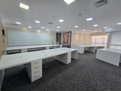 Sala Comercial com 4 Quartos para alugar, 185m² no Cambuí, Campinas