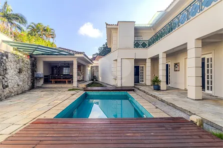 Sobrado com 4 Quartos à venda, 425m² no Alto de Pinheiros, São Paulo