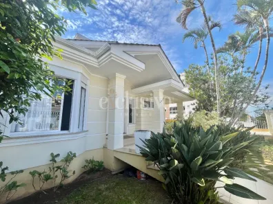 Casa com 4 Quartos à venda, 260m² no Coqueiros, Florianópolis