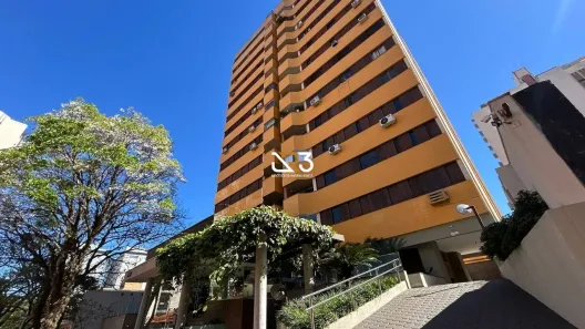 Apartamento com 3 Quartos para alugar, 110m² no Centro, Londrina