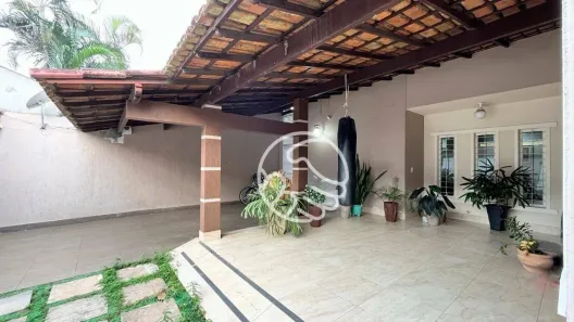 Casa com 3 Quartos à venda, 220m² no São Judas Tadeu, Guarapari