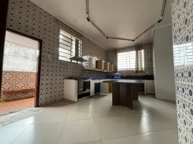 Sobrado com 4 Quartos à venda, 160m² no Vila Ipojuca, São Paulo