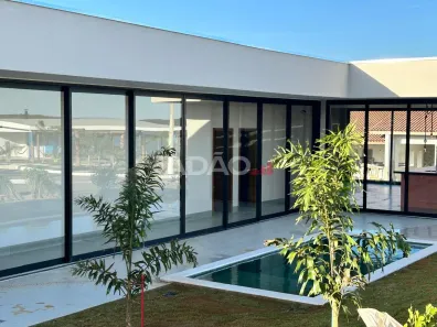 Casa de Condomínio com 3 Quartos à venda, 235m² no , Abadiânia