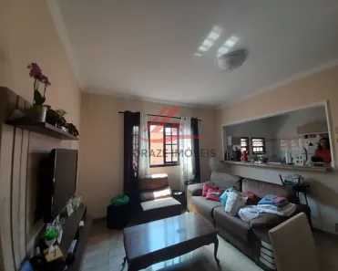 Sobrado com 3 Quartos à venda, 210m² no Parque São Vicente, Mauá