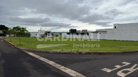 Lote/Terreno à venda, 250m² no Residencial Samambaia, São Carlos