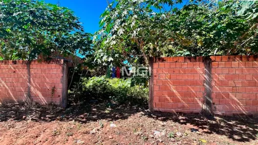 Lote/Terreno à venda, 372m² no Arinos, Arinos