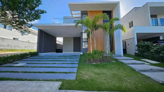 Casa de Condomínio com 4 Quartos à venda, 253m² no Cidade Alpha, Eusébio