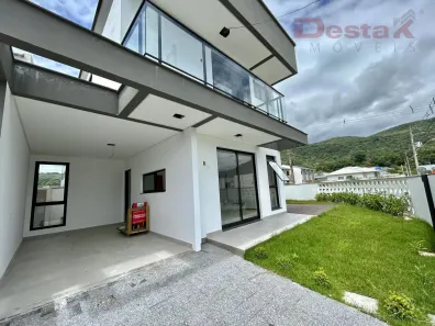 Casa com 3 Quartos à venda, 138m² no Colônia Santana, São José