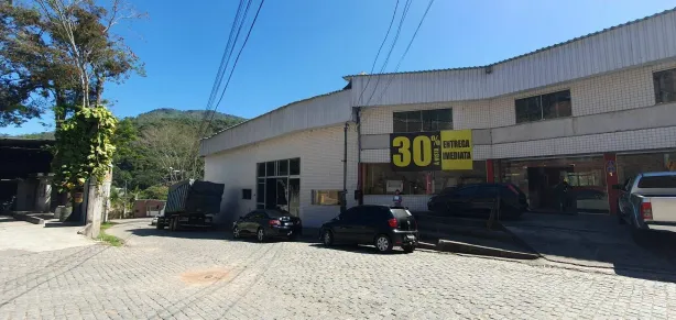 Prédio Comercial à venda, 600m² no Campo do Coelho, Nova Friburgo