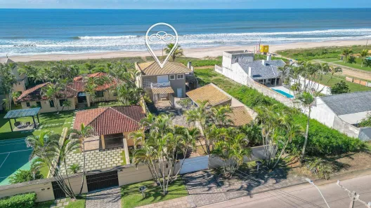 Sobrado com 3 Quartos para alugar, 220m² no Balneario Eliana, Guaratuba