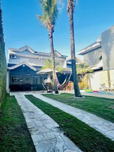 Sobrado com 3 Quartos à venda, 260m² no Loteamento Villa Branca, Jacareí