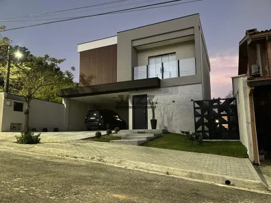 Sobrado com 3 Quartos à venda, 244m² no Urbanova, São José dos Campos