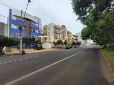 Prédio Comercial para alugar, 450m² no Saraiva, Uberlândia