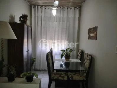 Casa com 2 Quartos à venda, 100m² no Cristal, Porto Alegre