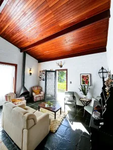 Casa com 5 Quartos para alugar, 140m² no Araras, Petrópolis