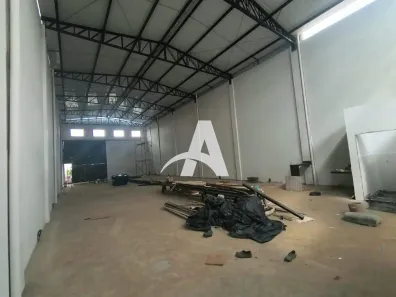 Galpão/Depósito/Armazém para alugar, 300m² no Custódio Pereira, Uberlândia