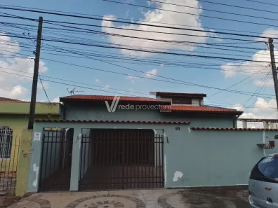 Casa com 3 Quartos à venda, 240m² no Vila Manoel Ferreira, Campinas