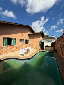 Casa com 3 Quartos à venda, 250m² no Anápolis City, Anápolis