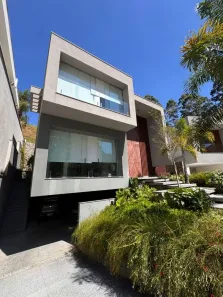 Casa de Condomínio com 3 Quartos para venda ou aluguel, 460m² no Tamboré, Santana de Parnaíba