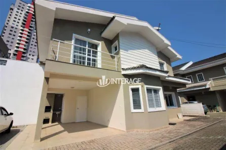 Sobrado com 3 Quartos para alugar, 150m² no Bigorrilho, Curitiba