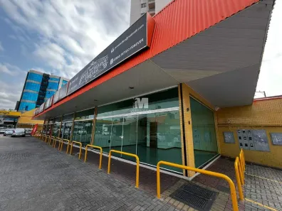 Sala Comercial para alugar, 70m² no Centro I, Brusque
