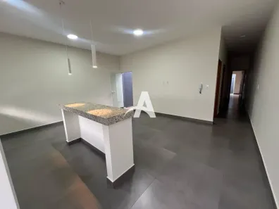 Casa com 2 Quartos para alugar, 104m² no Novo Mundo, Uberlândia