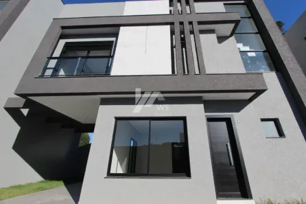 Sobrado com 3 Quartos à venda, 123m² no Boqueirão, Curitiba
