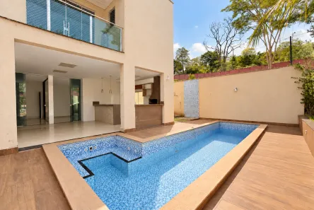 Sobrado com 3 Quartos à venda, 358m² no Residencial Parque Mendanha, Goiânia