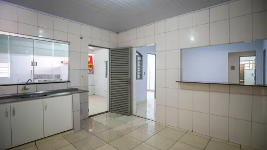 Casa com 3 Quartos para alugar, 85m² no Loteamento Celina Park, Goiânia