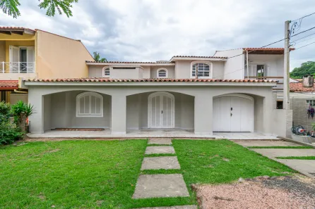 Casa de Condomínio com 4 Quartos para alugar, 172m² no Cavalhada, Porto Alegre