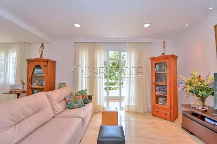 Casa com 3 Quartos à venda, 236m² no Vista Alegre, Curitiba