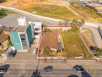Lote/Terreno à venda, 843m² no Anita Garibaldi, Joinville