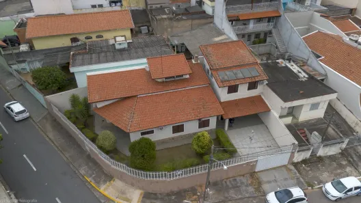 Imóvel Comercial com 4 Quartos para alugar, 179m² no Vila São José, Várzea Paulista