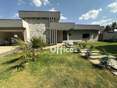 Casa com 3 Quartos à venda, 209m² no Residencial Rose's Garden, Anápolis