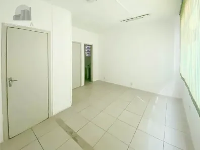 Sala Comercial com 4 Quartos à venda, 50m² no Centro Histórico, Porto Alegre