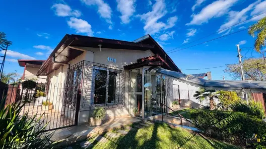 Casa com 4 Quartos à venda, 342m² no Cinqüentenário, Caxias do Sul