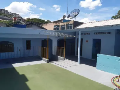 Lote/Terreno à venda, 300m² no Jardim Zaira, Mauá