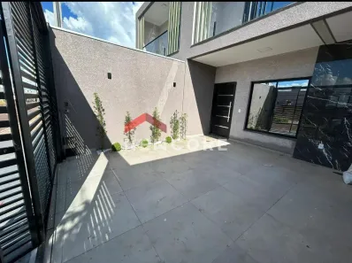 Sobrado com 3 Quartos à venda, 114m² no Esmeralda, Cascavel