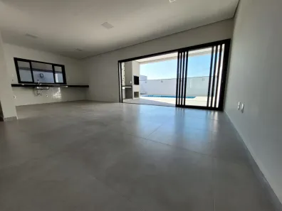 Sobrado com 3 Quartos à venda, 252m² no Zona Industrial, Sorocaba
