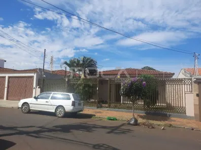 Casa com 3 Quartos à venda, 263m² no Centro, São Carlos