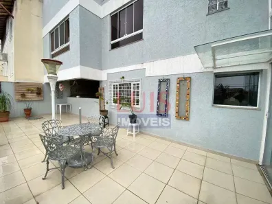 Casa com 4 Quartos à venda, 262m² no Camboinhas, Niterói