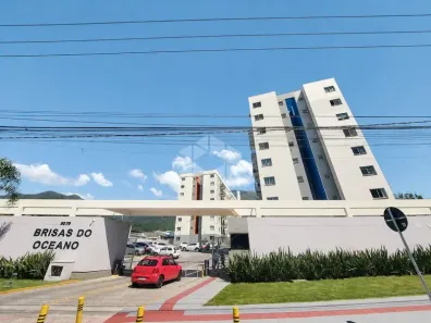 Apartamento com 2 Quartos para alugar, 50m² no Praia de Fora, Palhoça