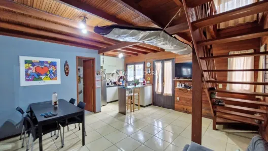 Casa com 3 Quartos à venda, 169m² no Campeche, Florianópolis