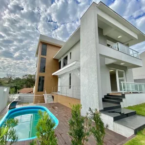 Casa com 4 Quartos para venda ou aluguel, 595m² no Espírito Santo, Porto Alegre